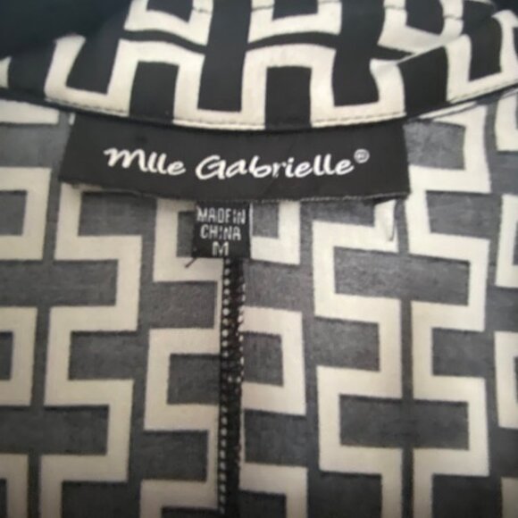 BLACK AND WHITE JERSEY DRESS - Picture 2 of 2